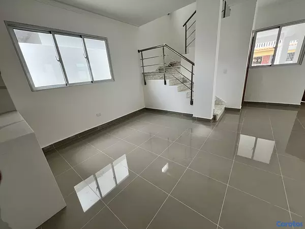casas - venta de casa en la autopista de san Isidro brisa oriental  8