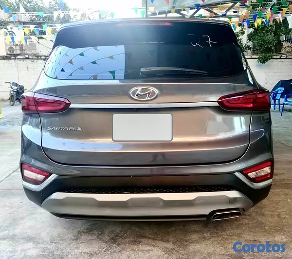 jeepetas y camionetas - HYUNDAI SANTA FE 2020 8