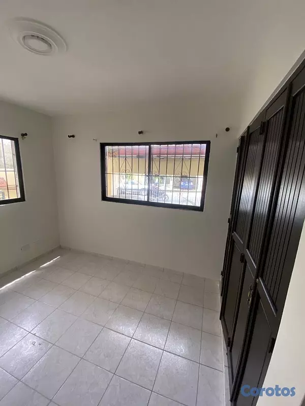 apartamentos - vendo en el millón primer piso 3 habitaciones dos baños paruqoe servicio remode 12