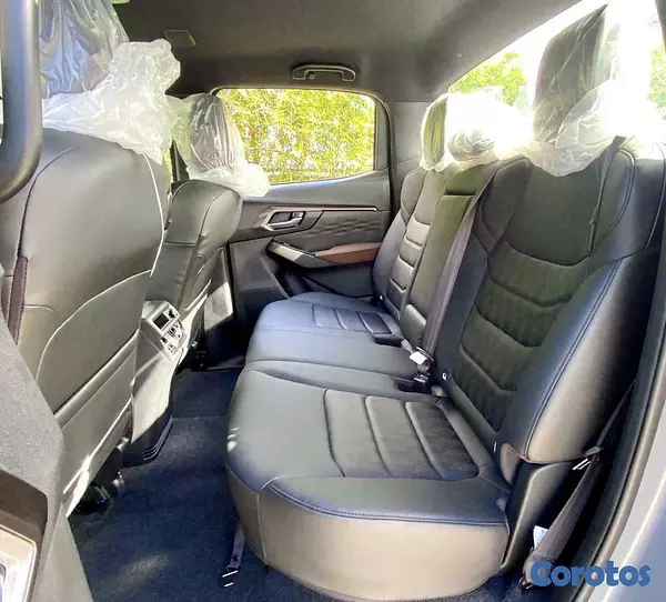jeepetas y camionetas - Isuzu DMAX LSE 4x4  2026 (NUEVO) 5