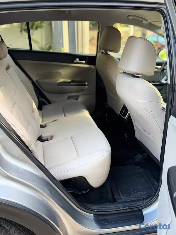 jeepetas y camionetas - Venta de Jeepeta Kia Sportage LX 2022 6
