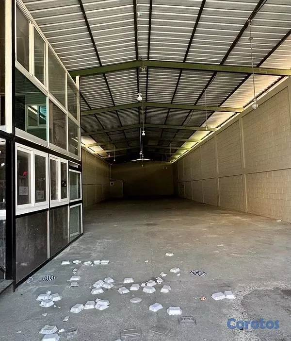 oficinas y locales comerciales - se alquila nave  3