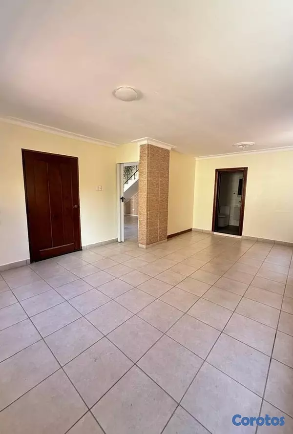 solares y terrenos - Alquilo casa en los prados 4
