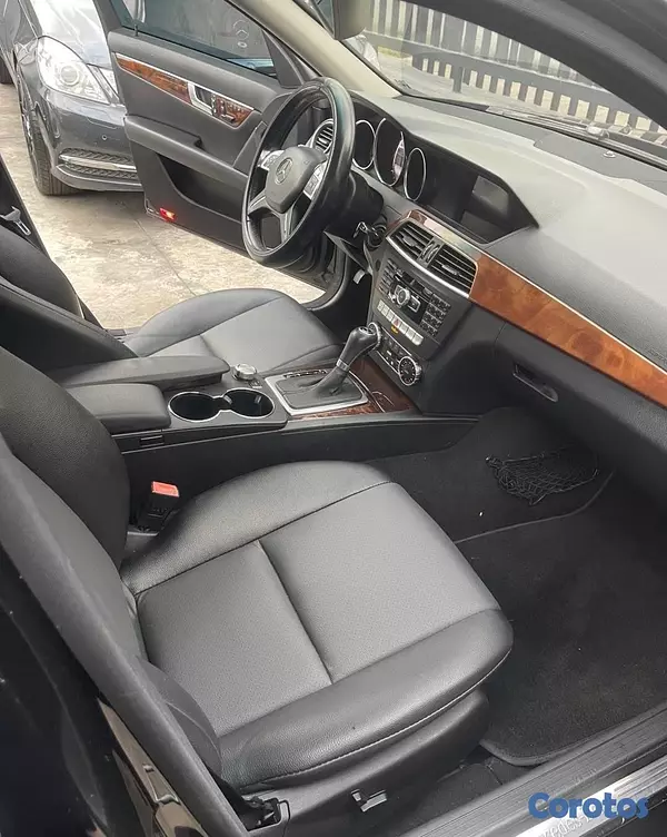 carros - MERCEDES BENZ C300 2014 8