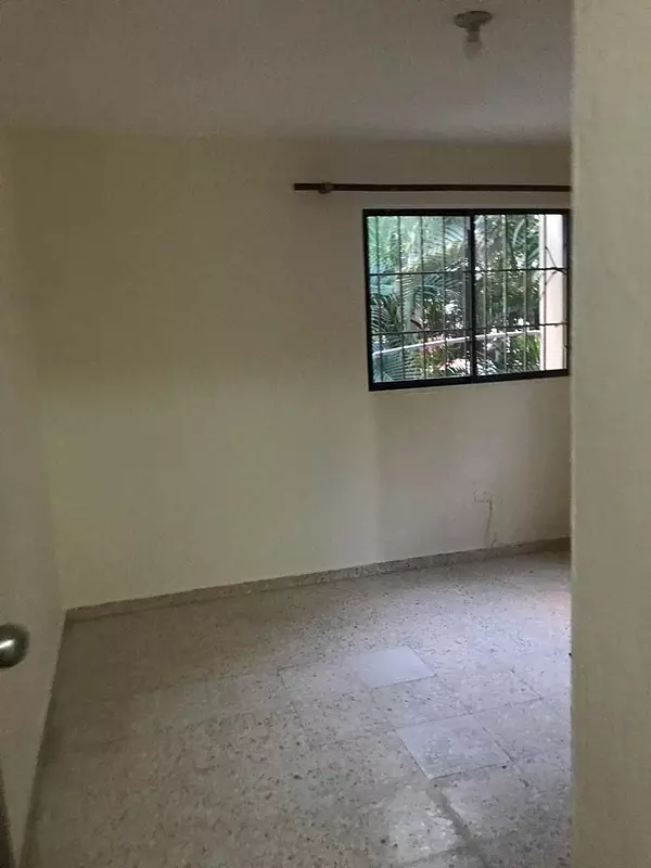 apartamentos - Apartamento Segundo Nivel, Ens. Quisqueya (O.K) 4