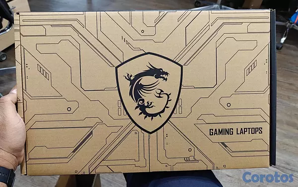 computadoras y laptops - MSI Sword 16 HC 4