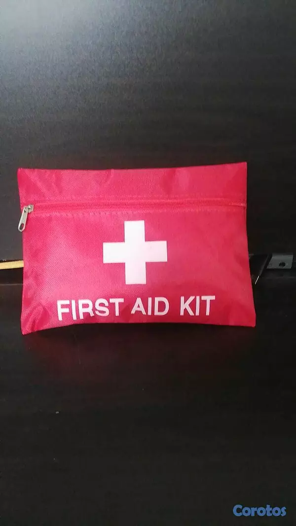 Salud y Equipamiento Médico - Botiquín de Primeros Auxilios Completo: Seguridad  1