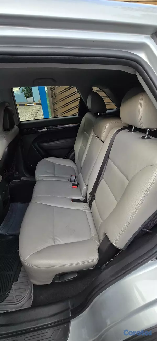 jeepetas y camionetas - KIA SORENTO 2014  3