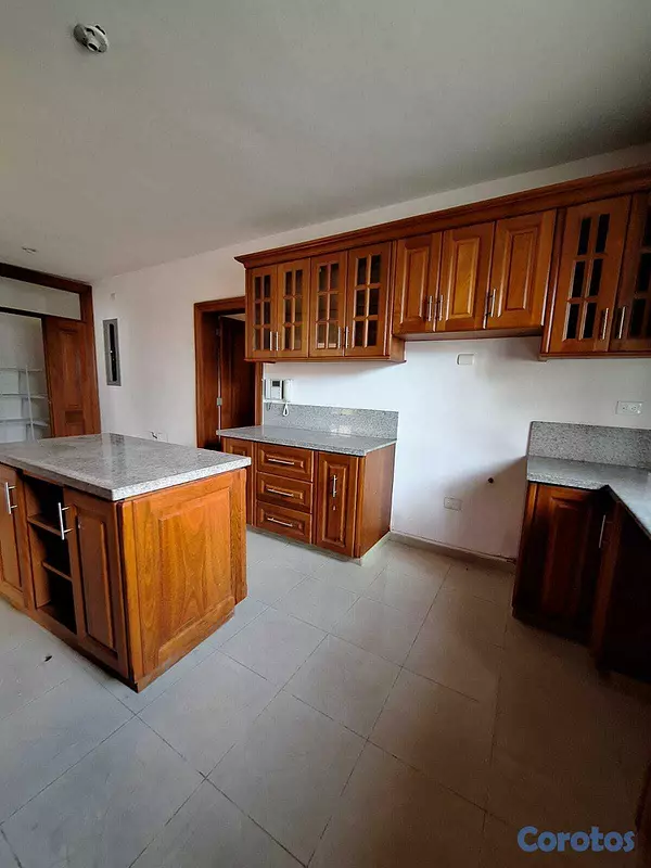 casas - CASA MODERNA EN LAS PRADERAS – 2 NIVELES | 300 m²  3