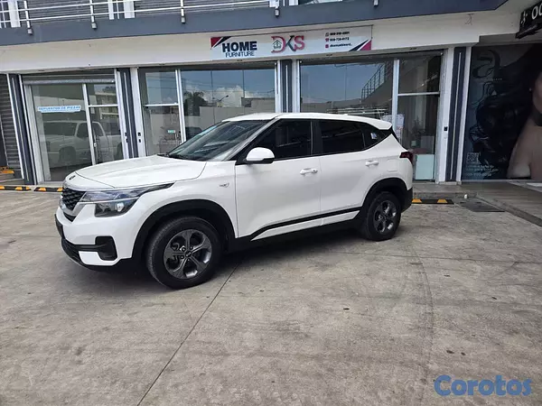 jeepetas y camionetas - KIA SELTOS 2022 BLANCO DIESEL 17