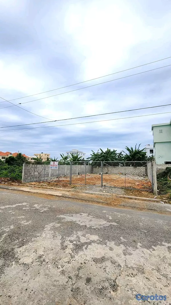 solares y terrenos - vendo 2 solares en brisa oriental 5
cerca av ecologíca y san isidro  3