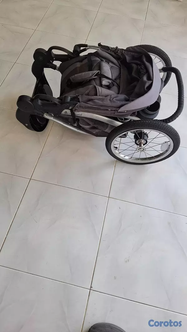 coches y sillas - Se vende coche todo terreno de 3 ruedas 4