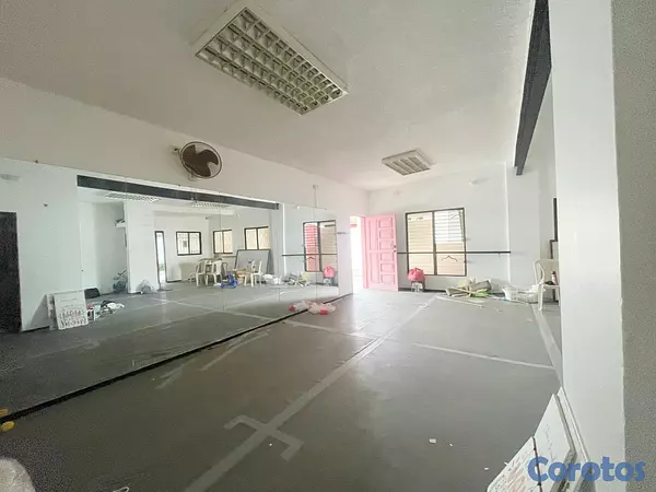 casas - Propiedad comercial en los Prados  8