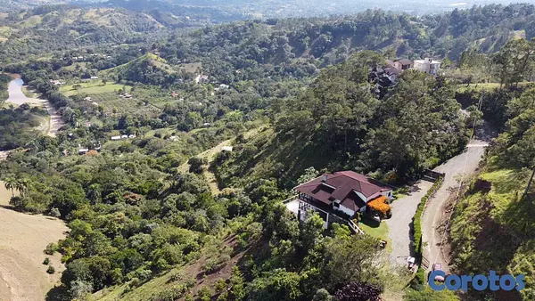 otros inmuebles - Propiedad Jarabacoa con 6 villas y 4 apartamentos 3