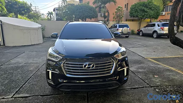 jeepetas y camionetas - Hyundai Grand Santa Fe 2017 2