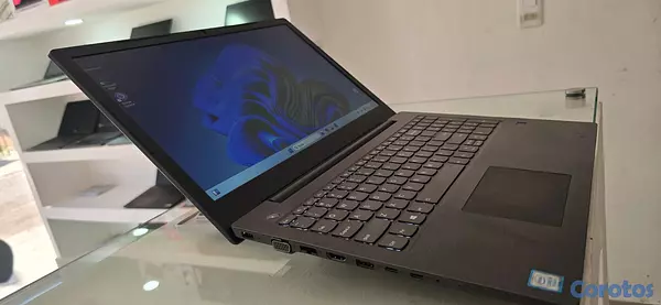 computadoras y laptops - lenovo v330 17 Pulg Core i5 2.71 Ram 12gb Disco 256gb SSD Solido hdmi  2