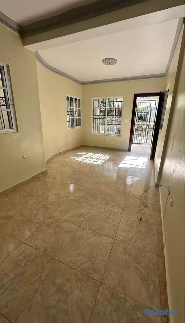 casas - CASA EN VENTA EN LA ESTANCIA  ZONA RESIDENCIAL EN  6
