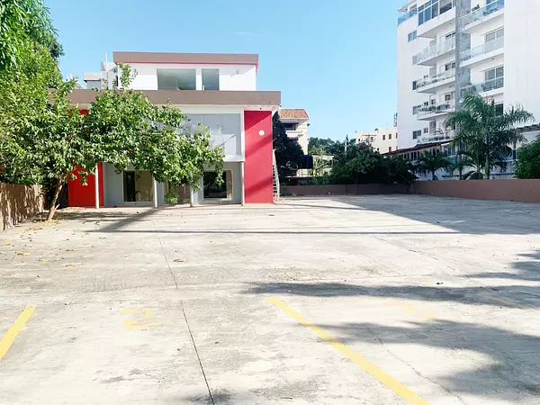 oficinas y locales comerciales - propiedad comercial amplia  6