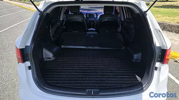 jeepetas y camionetas - Hyundai Santa Fe Sport 2.0 Turbo 2013 Full Tech 11