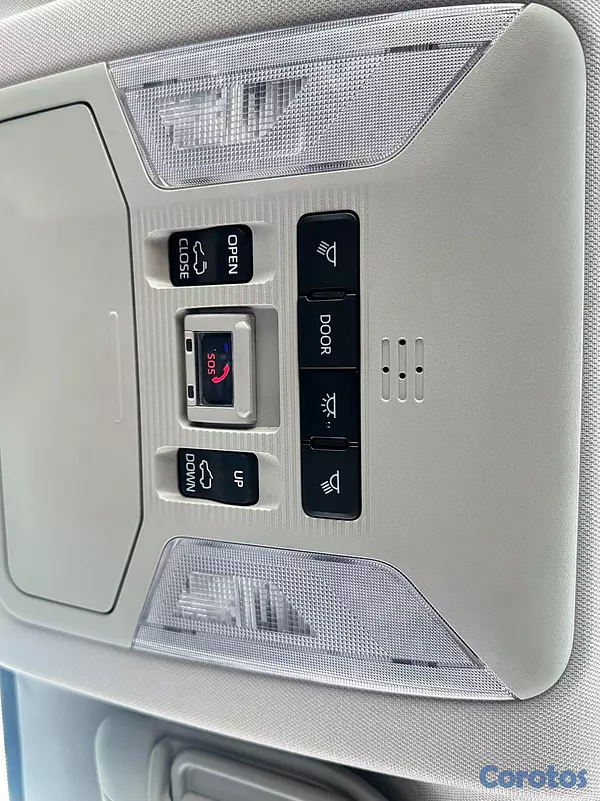 jeepetas y camionetas - Toyota RAV4 XLE 2023 11