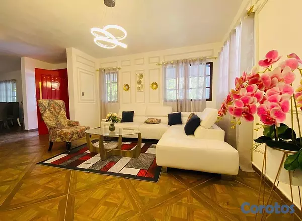 casas vacacionales y villas - villa en venta a amueblada con 6 habitaciones 8 baños cada habitación con aire  8