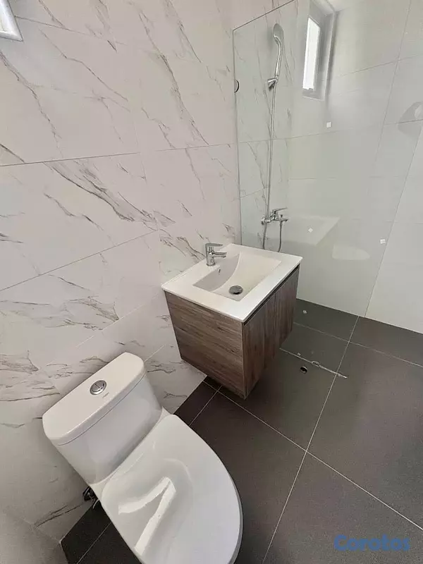 apartamentos - alquiló ensanche naco piso 7 tres habitaciones con su baño dos parqueos  19