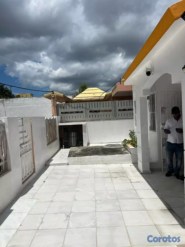 casas - Casa en venta. Ubicada en Alma Rosa II. con gran p 2