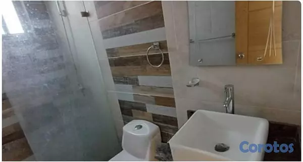 apartamentos - Apartamento 4to. Nivel, ubicado en Santo Domingo E 4