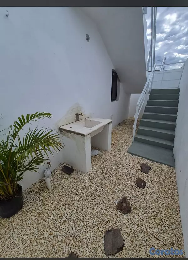 casas - CASA MODERNA EN  URBANIZACION DON JUAN  II 7