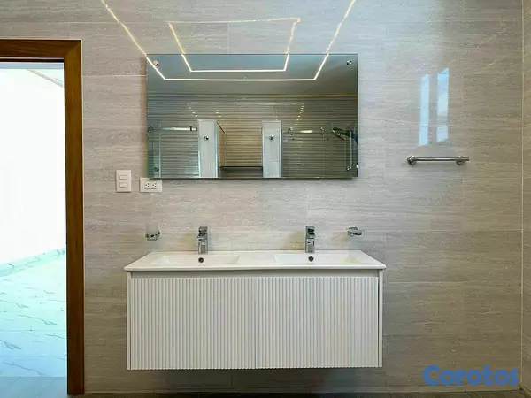 casas - Moderna Casa con Habitación en Planta Baja y 2 Cocinas con Línea Blanca incluida 9