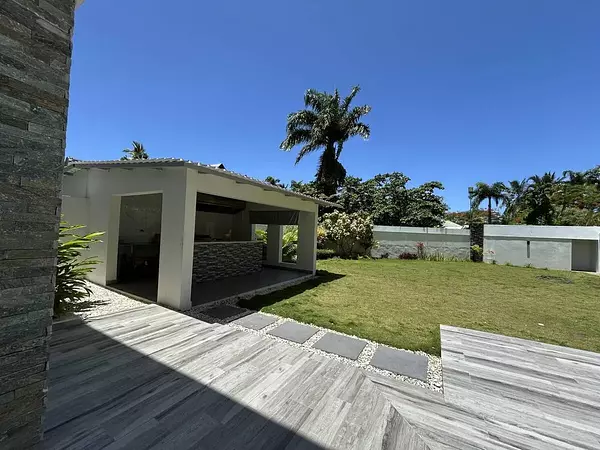 casas vacacionales y villas - Las Terrenas - Lujosa villa de 4 habitaciones más bungalow independiente 10