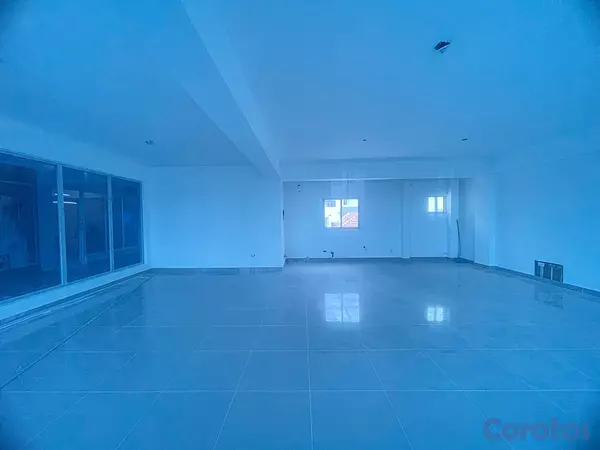 oficinas y locales comerciales - Local en Arroyo hondo  2