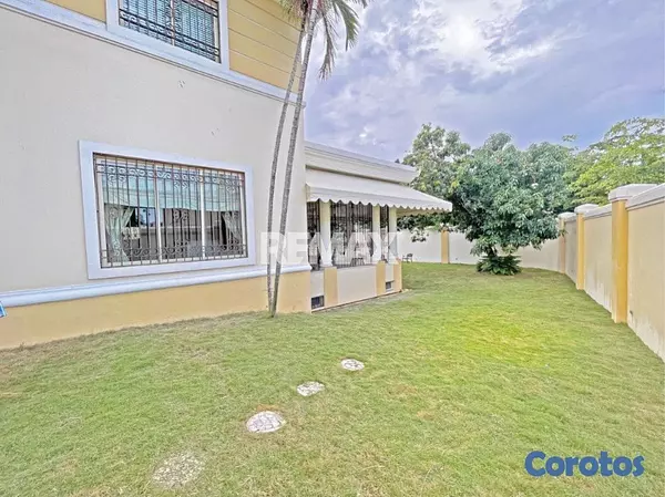 casas - Casa/Local Comercial en alquiler en Las Praderas 8