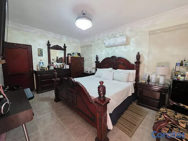 penthouses - Penthouse de 2 niveles en venta, Urbanización Real 11