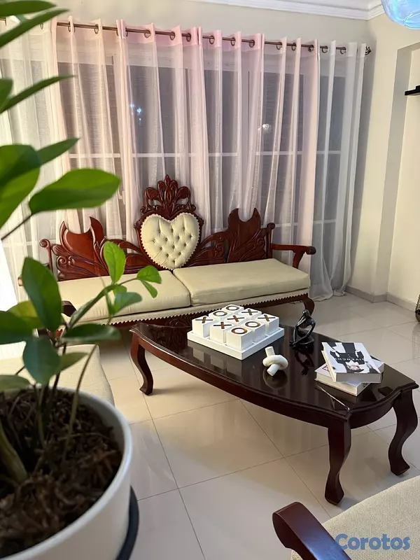 muebles y colchones - JUEGO DE MUEBLES EN CAOBA / $80,000 / ESTILO “LUIS V” / NEG.  2