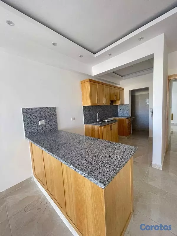 apartamentos - vendo independencia piso 3 con dos habitaciones dos baños parqueo lokert  7
