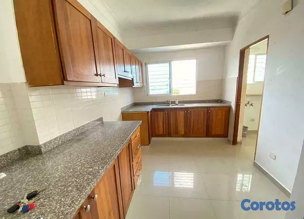 apartamentos - Amplio apto en Evaristo Morales 7