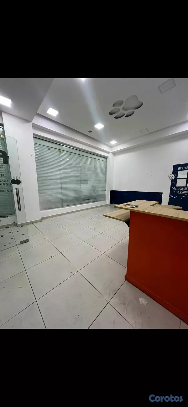 oficinas y locales comerciales - Alquiler de Local en el Millón 1erpiso 2