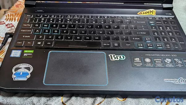 computadoras y laptops - Acer Predator Helios 300 Gamer 3