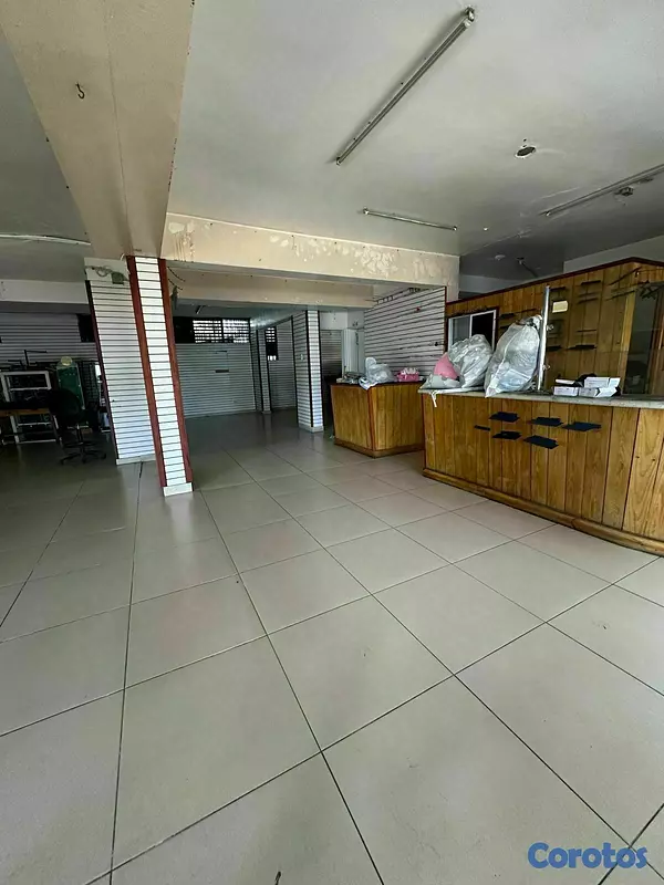 oficinas y locales comerciales - Oportunidad 1er Nivel sin INTERMEDIARIO BUENA distribución BUEN PUNTO COMERCIAL  3