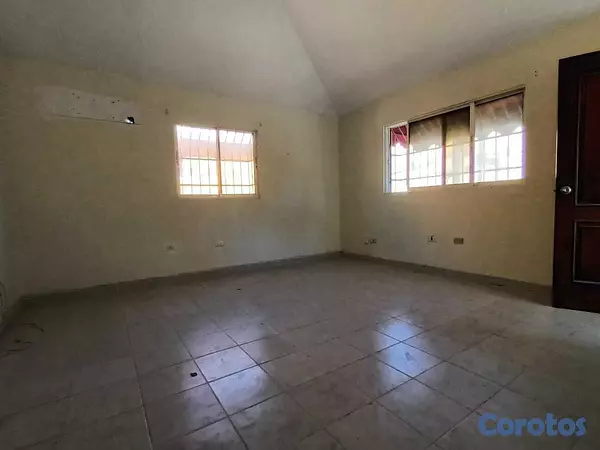casas - Casa de en la Jacobo Majluta ... Oportunidad! 6