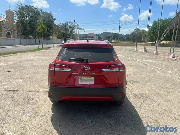jeepetas y camionetas - Toyota Corolla cross 2022 cómo nueva 8