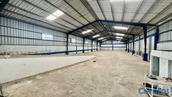 otros inmuebles - NAVE INDUSTRIAL EN RENTA CON OFICINAS AUTOPISTA DUARTE SANTIAGO 2