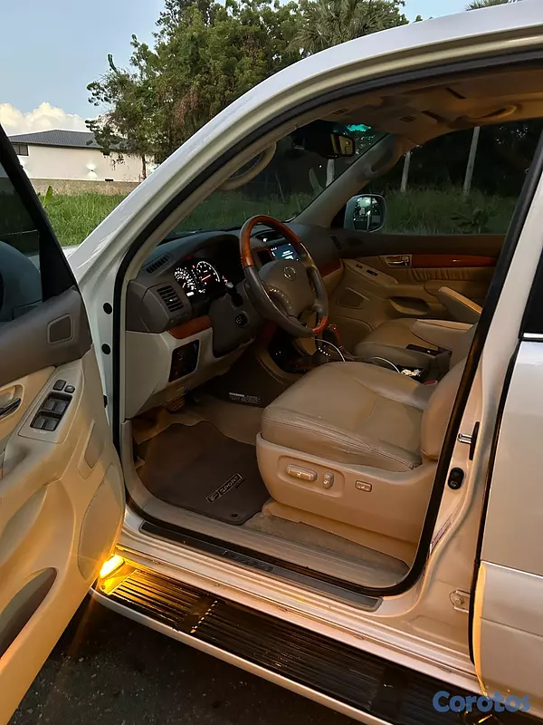 jeepetas y camionetas - Toyota lexus GX470 5
