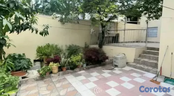 casas - Venta de Casa en Av Cayetano Germosén  2
