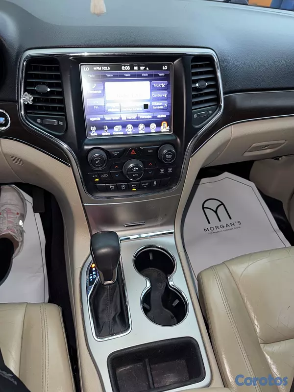 jeepetas y camionetas - Vendo jeep Grand cherokee 2017 2