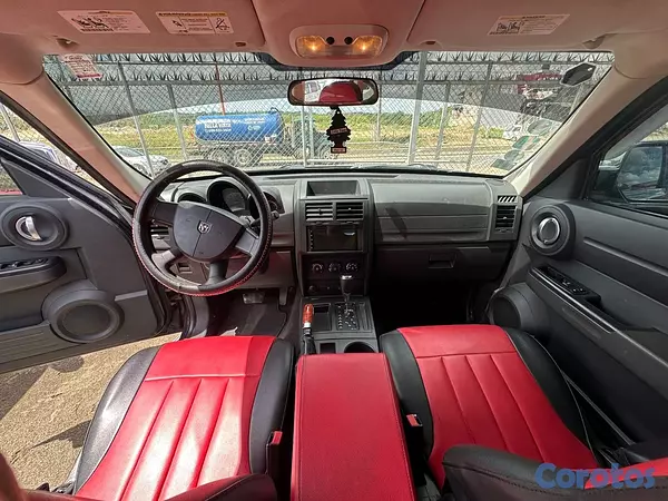 jeepetas y camionetas - Dodge nitro 2011 2