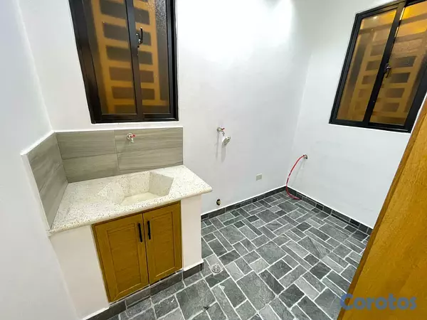 apartamentos - HERMOSA CASA EN VENTA - CARRETERA SANTIAGO, TAMBOR 8