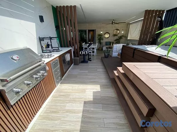 apartamentos - vendo Ph los cacicazgos con o sin muebles tres habitaciones con baño tres parqu 6