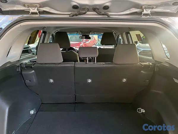 jeepetas y camionetas - Toyota RAV4 2021 9
